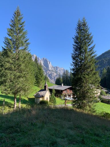 Blick auf den Hirschbichl an der Grenze zu Österreich