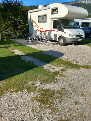 großzügiger Stellplatz in Winkl-Landthal in Bischofswiesen im Berchtesgadener Land